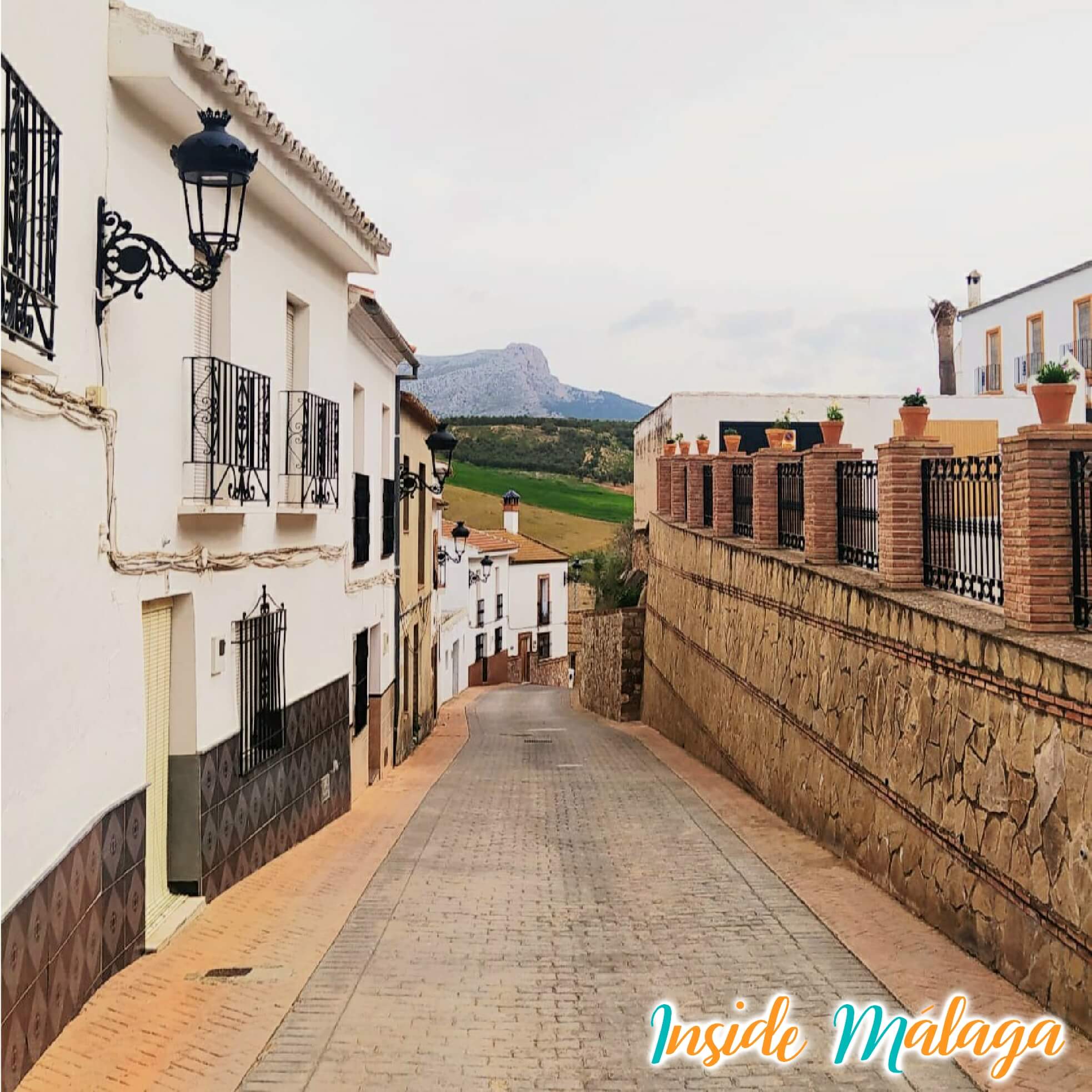 Calle Pueblo Serrato Malaga